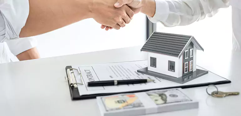 Why Choose New Haven Home Buyers to Buy Your Home Off Market On Cash in New Haven, CT?
